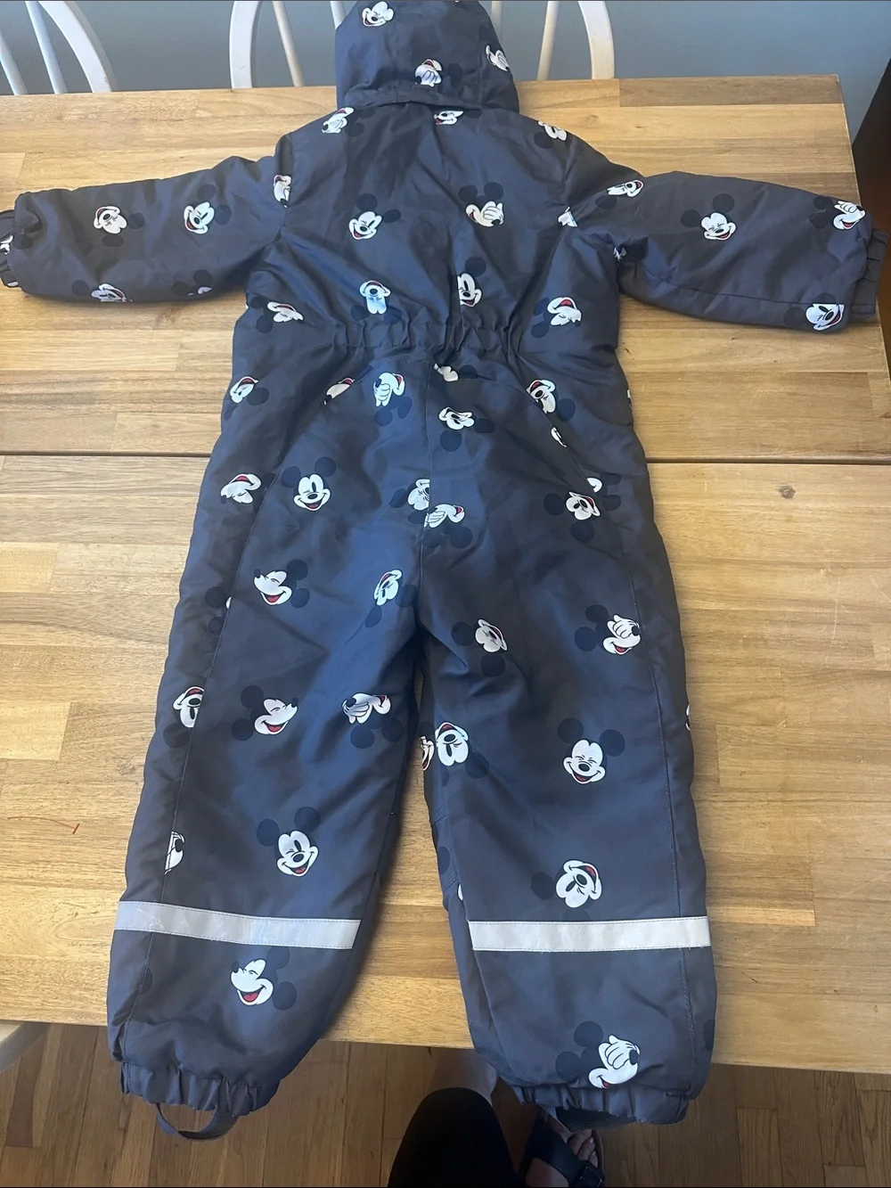 DISNEY X HM snowsuit